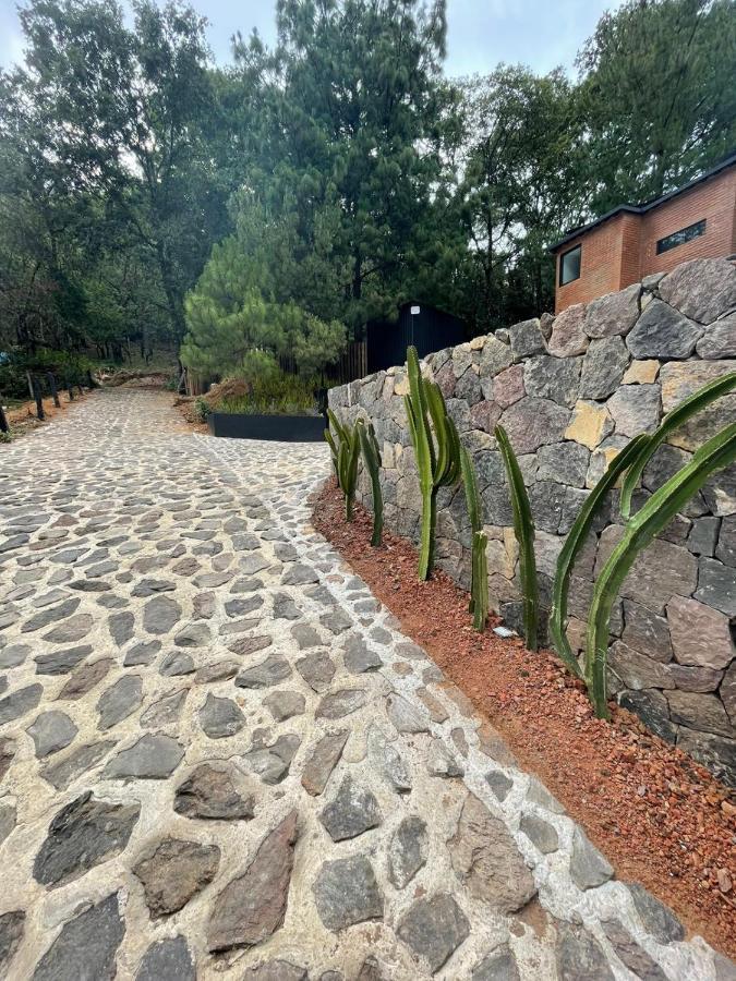 Hotel Oxú Solo adultos Valle de Bravo Exterior foto
